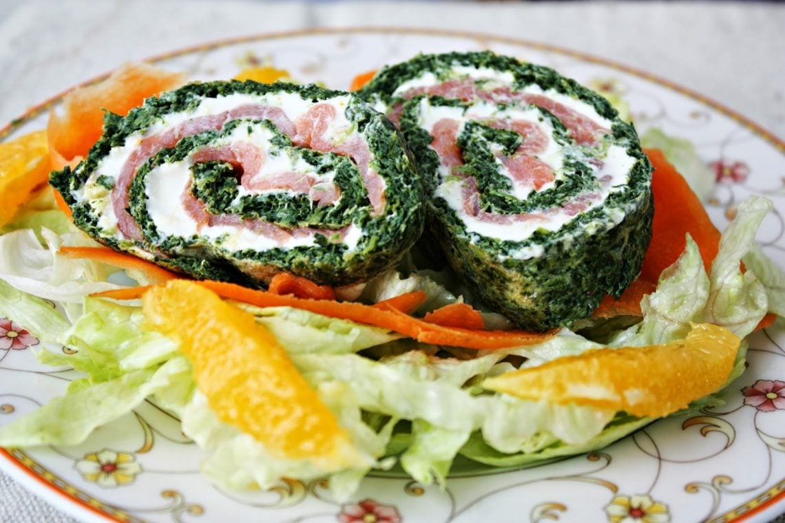 Salmon, Spinach & Ginger Cream Cheese Roll
