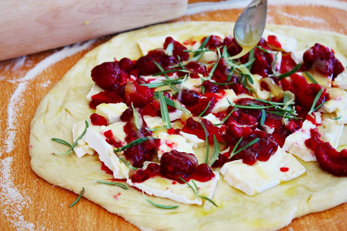 HImbeer Brie Pizza
