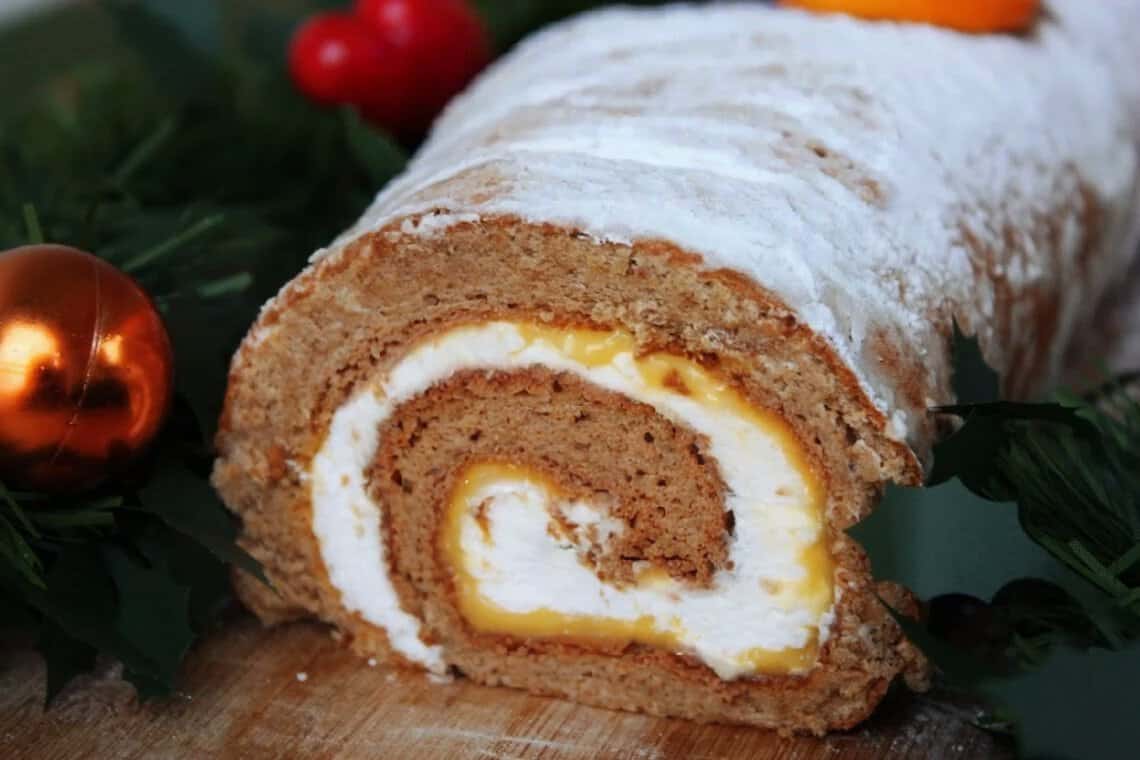 gingerbread cake roll filled with vanilla cream and tangerine curd