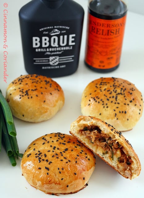 Chinesische Brötchen mit herzhafter BBQ Füllung (Char Siu Bao)