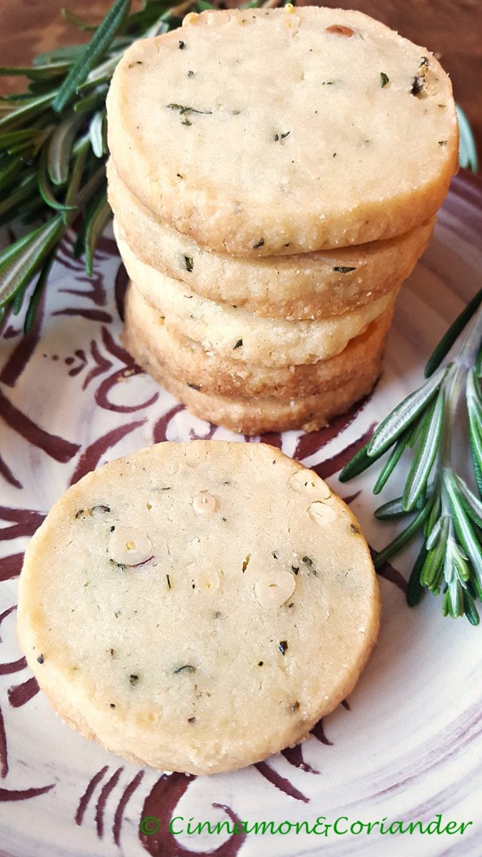 pine-nut-rosemary-cookies