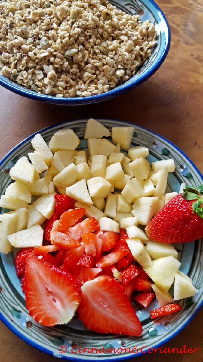 apple-strawberry-breakfast-cake