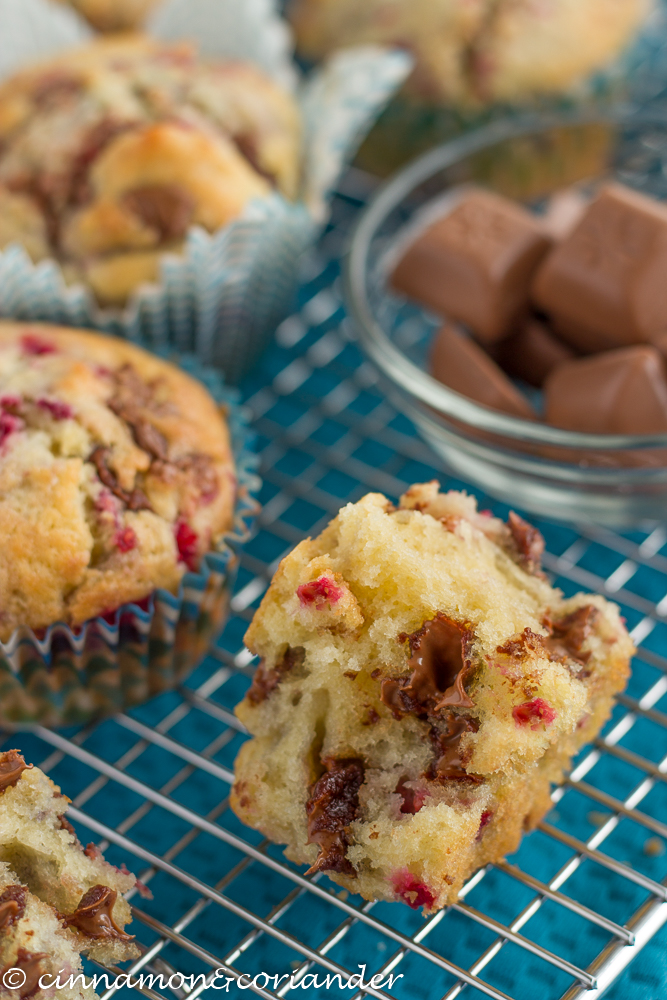 Fuffy vanilla muffins with fresh raspberries and hazelnut chocolate chunks