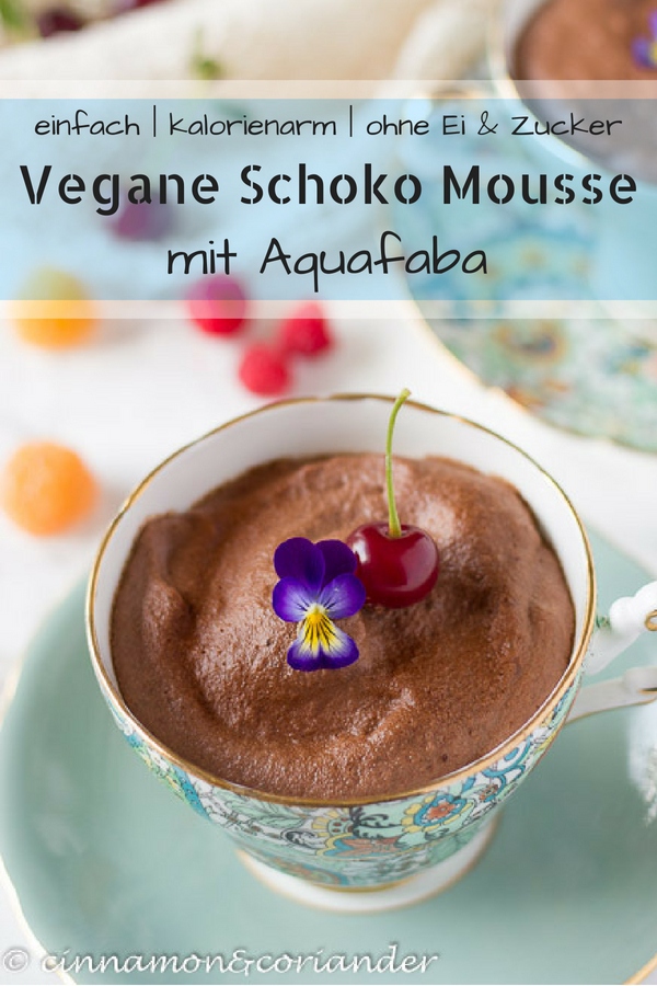 Vegane Schoko Mousse mit Aquafaba | das beste vegane Mousse au Chocolat Rezept ohne Ei und Zucker - absolut gelingsicher! | #einfach, #zuckerfrei, #schokolade, #mousse, #dessert #kalorienarm, #vegan