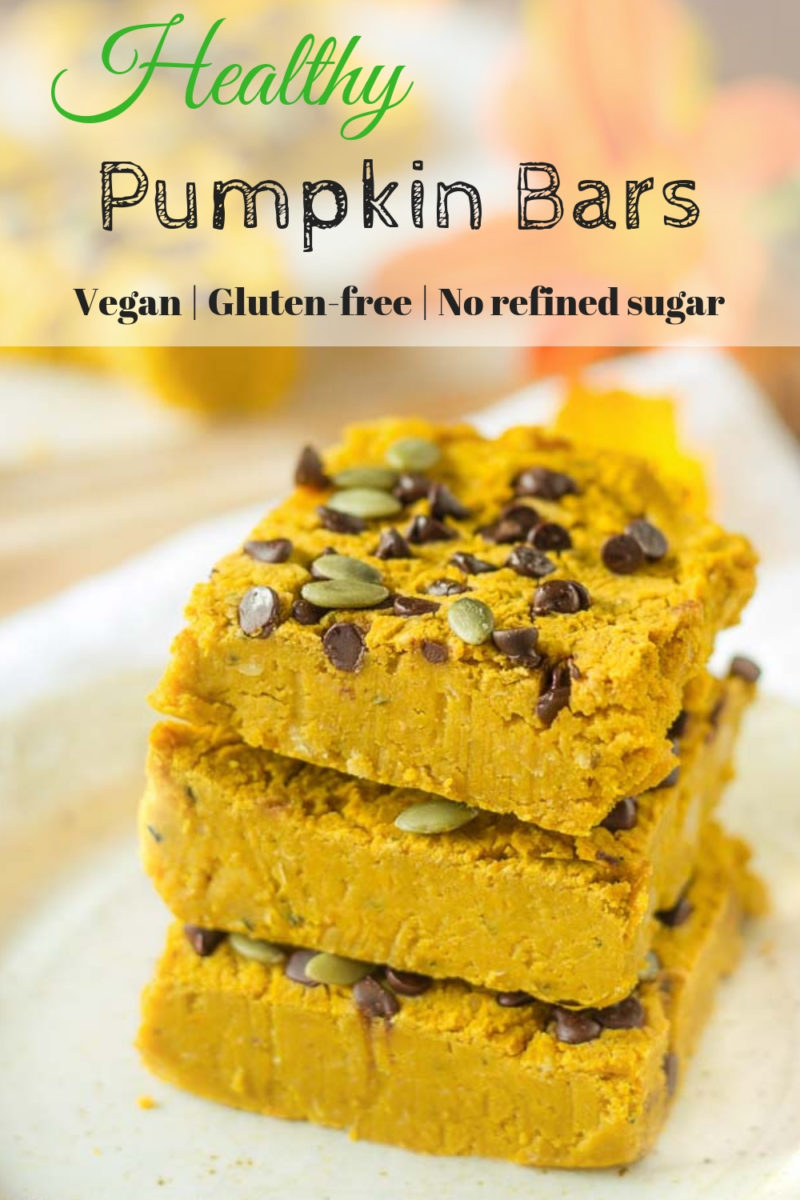 Vegan Pumpkin Bars (Healthy, Gluten-free, Refined Sugar-free) | Looking for healthy pumpkin desserts? Try these easy vegan pumpkin bars with chocolate chips. They are gluten-free, low in calories and refined sugar-free making them the perfect healthy treat to serve around the holidays. #cleaneating, #Thanksgiving, #easy, #breakfast, #vegan