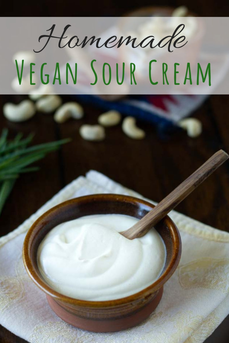 easy vegan sour cream recipe - use this to make the best dairy-free sour cream substitute ever! There are endless flavor variations for this dairy-free cashew sour cream and it tastes awesome as nacho dip, or in vegan sauces! #dips, #healthy, #homemade, #vegandips