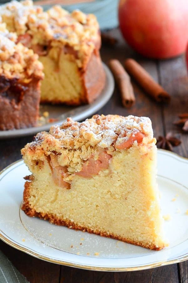 German Apple Cake Recipe with Streusel Topping