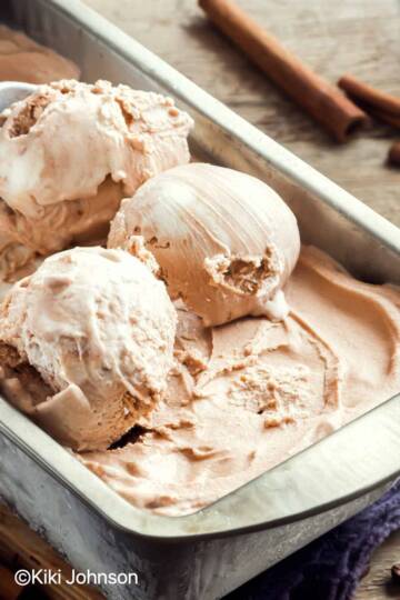 cinnamon swirl ice cream in an ice cream container